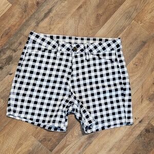 👖St Johns Bay Checkered Navy and White Women's Shorts